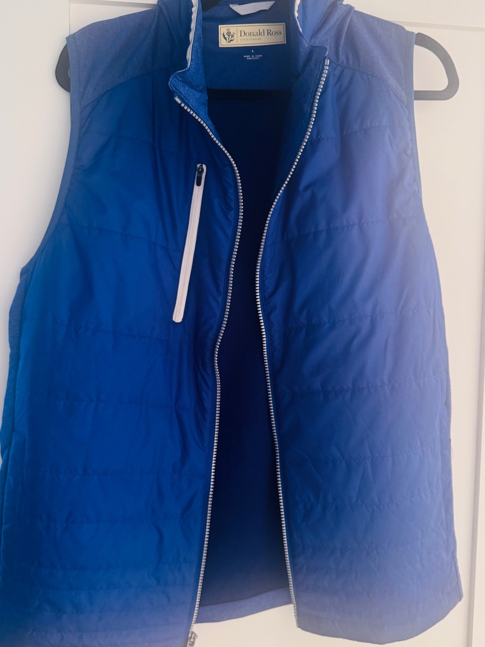Donald Ross Men's Blue Quilted Puffer Vest Size Large Like new condition